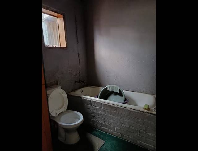 2 BEDROOM HOUSE FOR SALE IN OLIEVENHOUTBOSCH